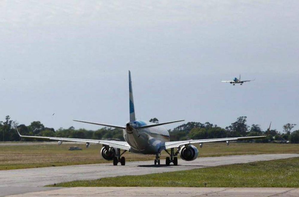 Cuatro aerol�neas piden explotar 42 nuevas rutas con Mar del Plata
