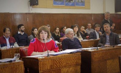 La sesi�n del Concejo Deliberante termin� con esc�ndalo