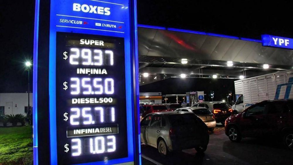 Publicarn listas de precios sugeridos para los combustibles