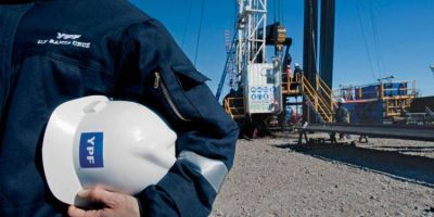 YPF recompra deuda local por 452 millones de d�lares