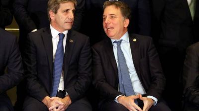 Con la inflaci�n en alza, ya exploran la idea de acordar precios y salarios