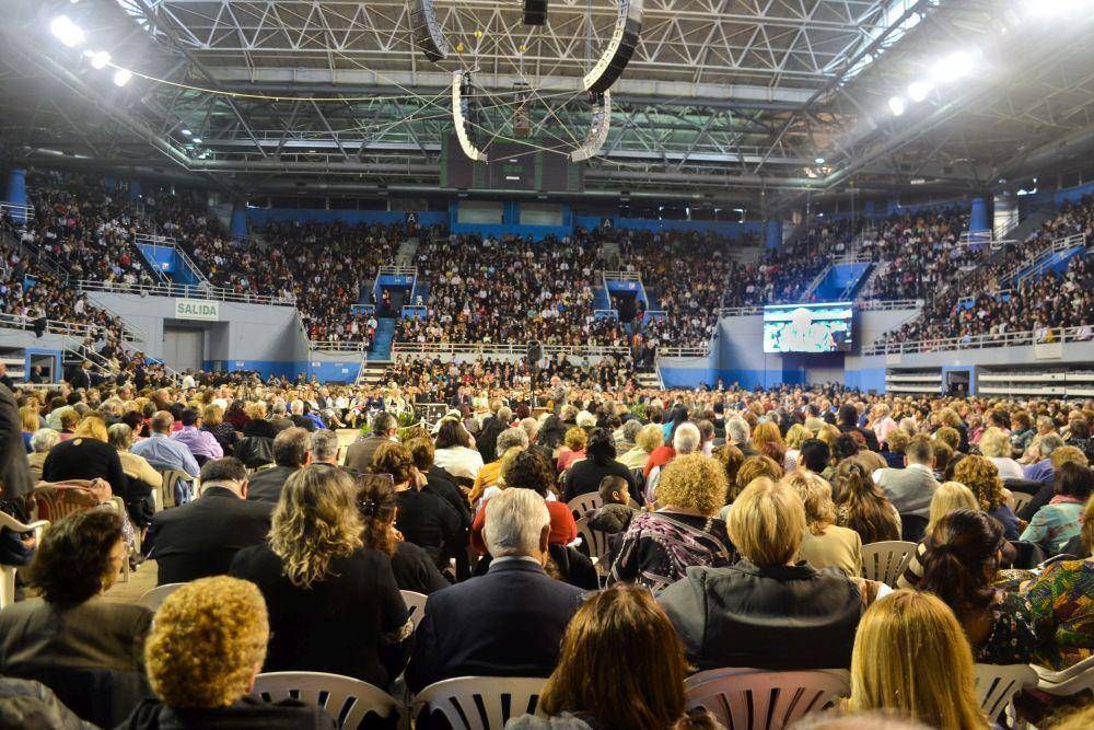 Cierre multitudinario de la asamblea Regional de los Testigos de Jehov