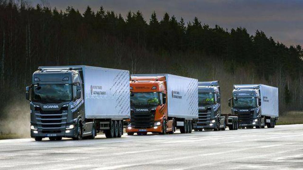 Qu es el platooning, la tecnologa que impulsa Scania y revolucionar el transporte de cargas?