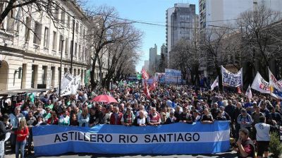 Mar�a Eugenia Vidal eval�a dividir en dos el Astillero R�o Santiago