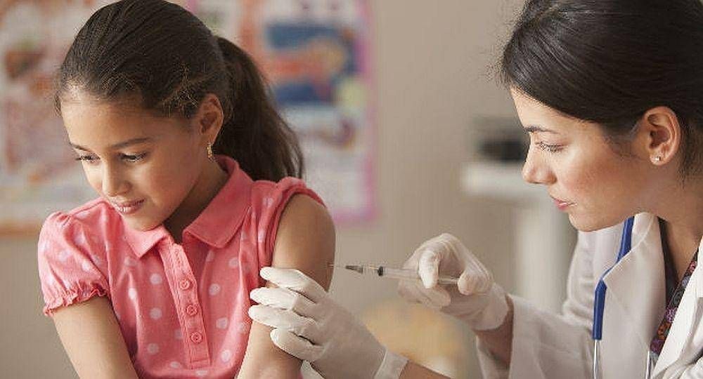 Desde Salud estiman que vacuna de meningitis a nios de 11 aos se reestablecer a fines de 2018