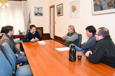 El Intendente atendi� inquietudes de Bomberos Voluntarios de La Dulce