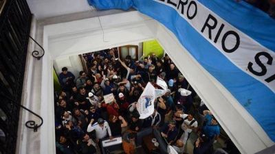 La Justicia ratific� los descuentos a los trabajadores del Astillero R�o Santiago