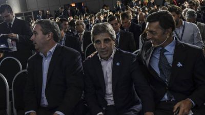 Caputo amag� con renunciar, muy enfrentado con el FMI