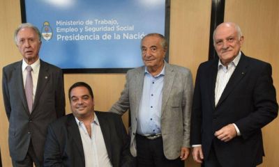 Se calienta la puja de poder en Comercio, con las elecciones paralizadas