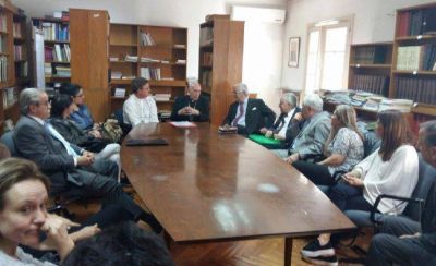 Escandaloso: La Iglesia se reuni� con Pando y otros defensores de represores
