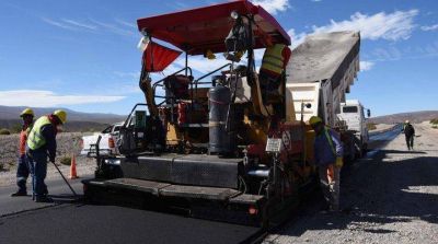Denuncian al secretario nacional de Energ�a por obra frenada en Mendoza