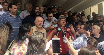 Con piquetes y una movilizaci�n a Plaza de Mayo, el gremialismo combativo le muestra los dientes a Macri