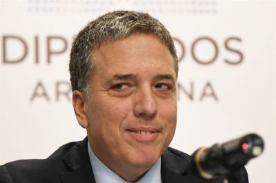 El cambio de Dujovne: de fusible a mandam�s de la econom�a