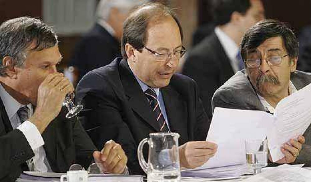 Pronostican una votaci�n con Cobos en la c�mara