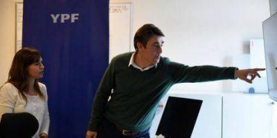Iguacel dice que crece el empleo en Vaca Muerta, con datos de avisos clasificados