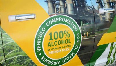 Combustibles: Legisladores proponen mayor porcentaje de componente vegetal y aumento de precios seg�n la inflaci�n