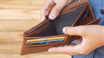 Los salarios cayeron con fuerza y se vendr�a una ola de reapertura de paritarias
