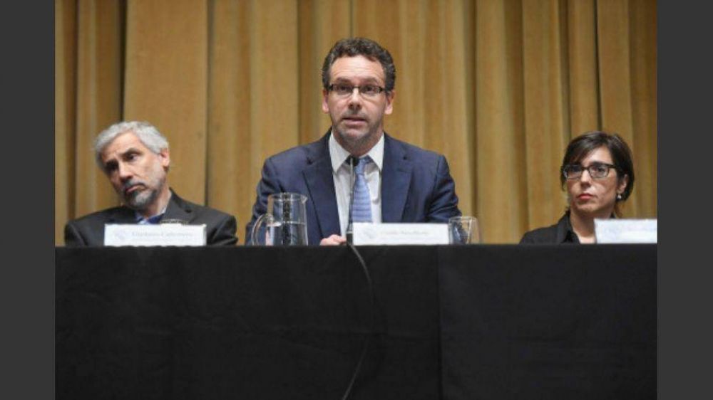 El Banco Central busca un nivel de emisi�n monetaria cero y se espera una econom�a congelada