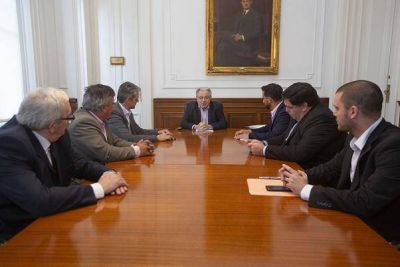 El Frente Renovador en defensa de la educaci�n p�blica