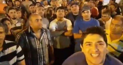 Trabajadores despedidos de Alpargatas le mandaron un mensaje a Macri: �Es por su culpa�