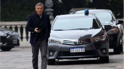 Cabrera se pone a la cabeza de asegurar fondos para mantener los PPP
