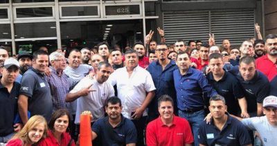 Partidarios de Muerza ocuparon el Sindicato de Comercio para denunciar que Cavalieri quiere robarles la elecci�n