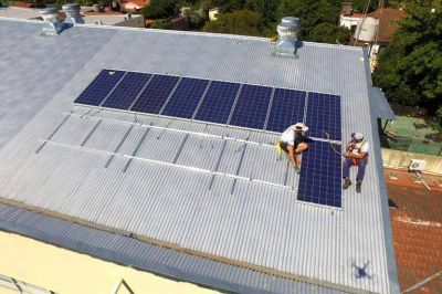 Un hogar, una escuela y una pyme son los primeros proyectos que le venden energ�a a Edenor