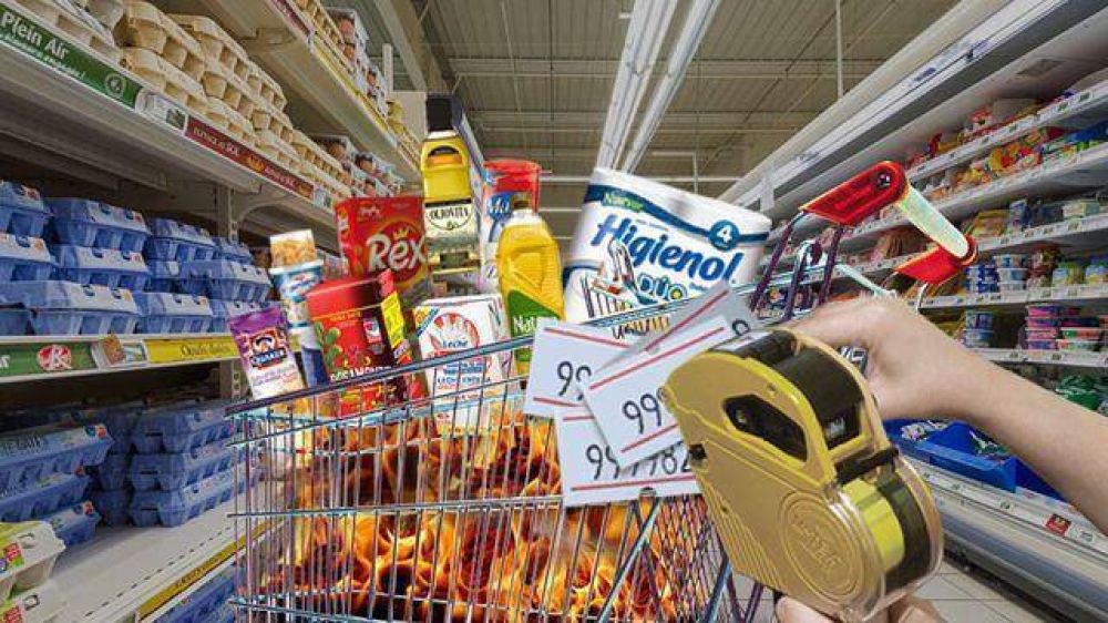 Alimentos: aun con desplome del consumo, grandes empresas vuelven a remarcar precios