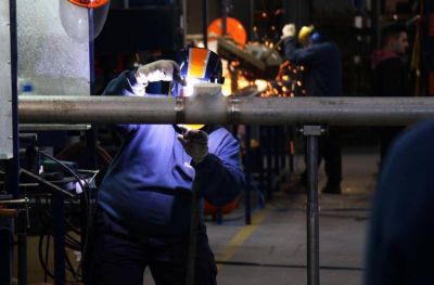 El empleo en la industria local: �Todo est� complicado y paralizado�
