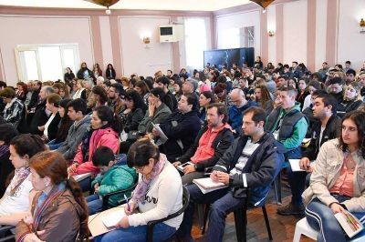 Finaliz� la tercera jornada de formaci�n del Curso de Alimentos 
