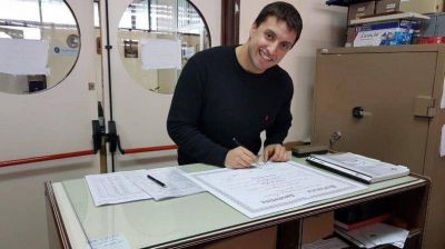 La Academia Nacional de Ingenier�a distingui� a un joven ingeniero de Comodoro
