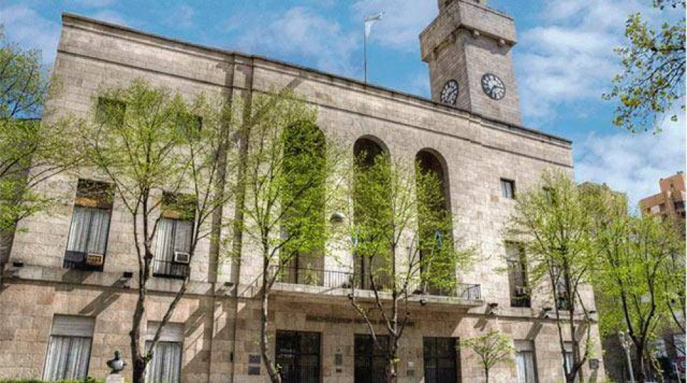  Se desconoce el destino de los fondos que recibi� la comuna para aumentos de docentes