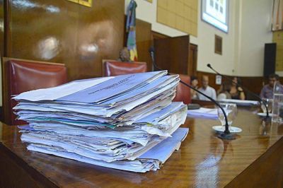 Bloques opositores coinciden en repudiar el aumento extra del gas