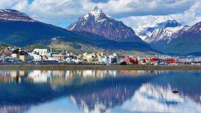 Toneladas y toneladas de cloacas van a parar al Mar Argentino en Usuahia