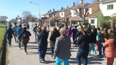 M�dicos explicaron por qu� paran y anunciaron que seguir�n con la medida de fuerza