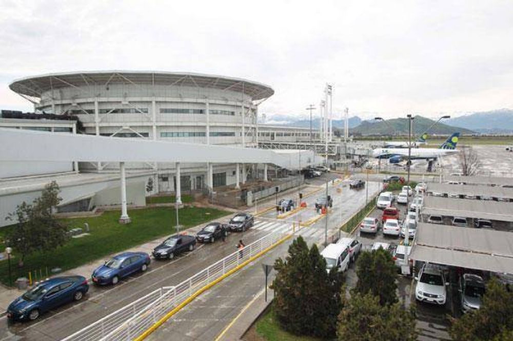 Aeropuerto de Santiago tendr energa renovable