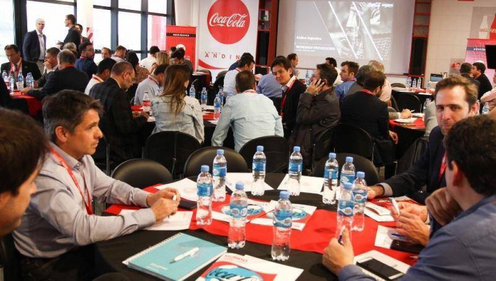 Coca-Cola Andina Argentina entre workshops de proveedores y ladrillos ecolgicos