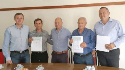 Entregaron aportes para proyectos ejecutivos de cloacas