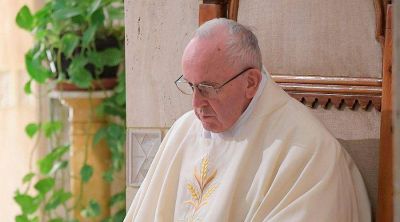 El Papa Francisco ense�a c�mo el cristiano debe insistir con la oraci�n