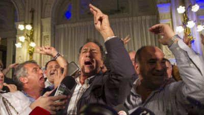 D�a de la Lealtad: se suma Scioli a la foto con Manzur, Sol� pega el faltazo y Cristina deja jugar