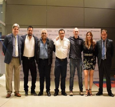 La Mutual de Petroleros Jer�rquicos entrega tarjetas de beneficios en las sedes del Sindicato