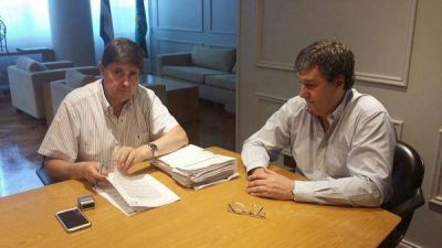 Convenio por cloacas, agua y pavimento