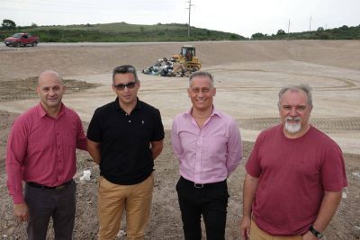 El primer cami�n para el entierro sanitario lleg� al Centro Ambiental