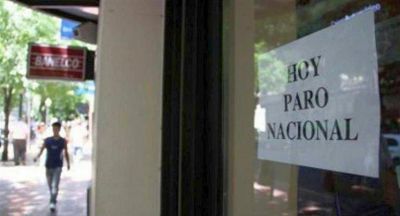 Bancarios anunciaron una jornada de protesta con cese de tareas