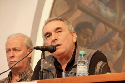 Schmid: �Siento bronca por no haber podido hacer m�s en esa CGT�