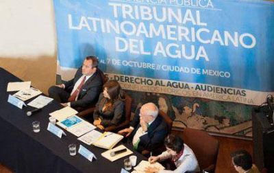 La FuChad plante� en el TLA la obra de Portezuelo