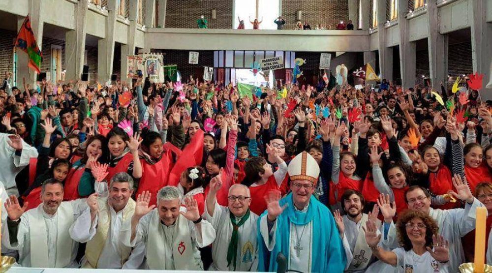 Aydanos a ser hermanos, piden los nios de Argentina a la Virgen Mara [FOTOS]