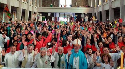 �Ay�danos a ser hermanos�, piden los ni�os de Argentina a la Virgen Mar�a [FOTOS]