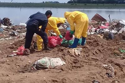Hallan residuos pat�genos y restos humanos en un basural de Trenque Lauquen: imputan al intendente
