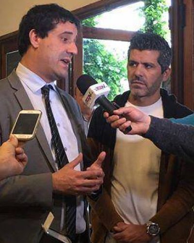 Abad y Dominguez Yelpo recorrieron el Cine Par�s